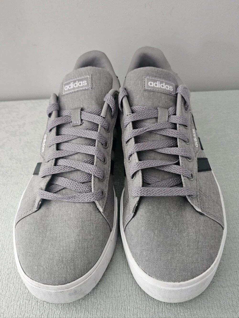ADIDAS Daily 3.0 Mens Skateboarding Sneaker In Dove Gray & Black
